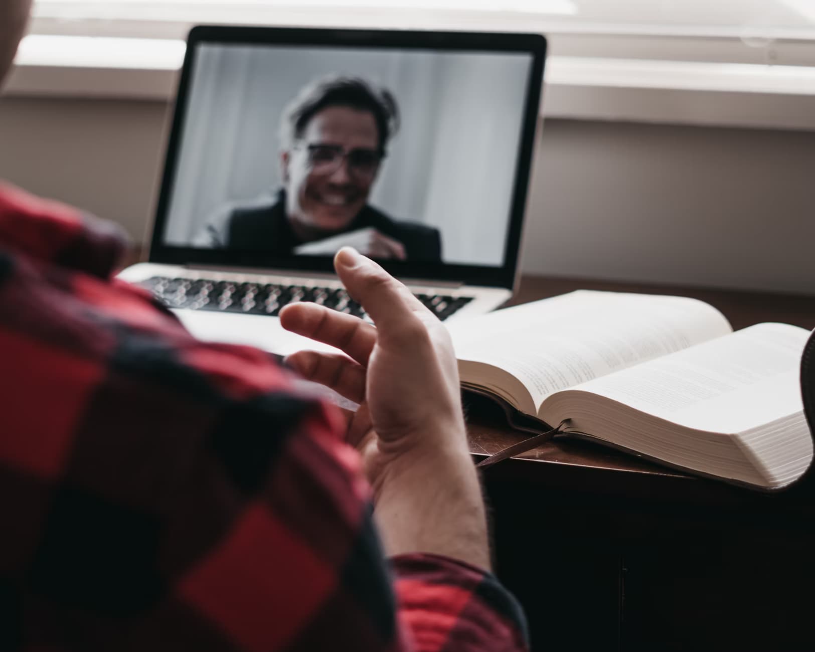 Online couples therapy session